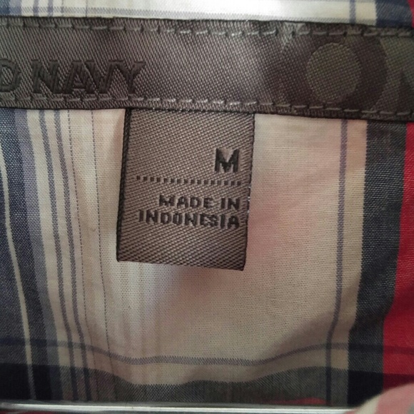 OLD Navy Plaid Shirt NWT - Picture 3 of 6